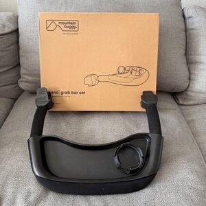 Mountain Buggy Nano Grab Bar and Food Snack Food Tray Set Black